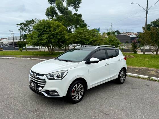 JAC T40 1.6 16V GASOLINA 4P CVT